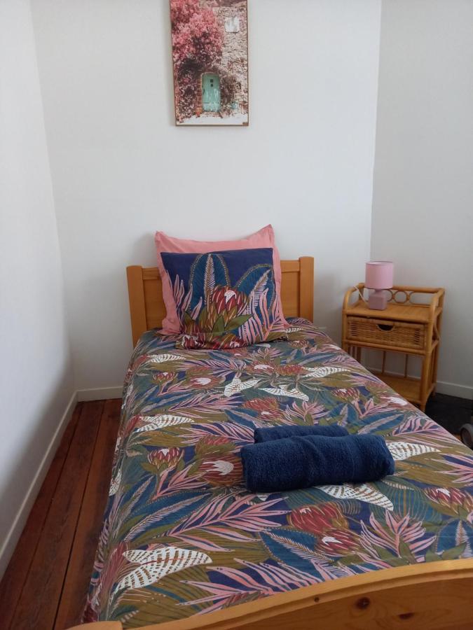 Appartement, 2Eme Etage Avec Piscine Partagee Sedan Exteriör bild